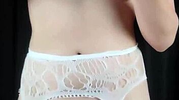 My Big Fat Pawg Ass Looks Best Covered in Cum, Would You Add Yours?