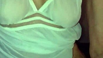 Hot Mature Woman Receives Intense Massage Fuck