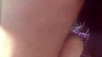 Bela Índia Drives Abricó Beach Wild with Insane Bukkake Action