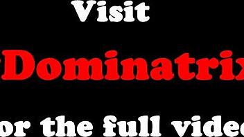 I denna BDSM-scen strap-on-knullar eurotjejen bundna unga 18+ skönheter med fitta-ätning