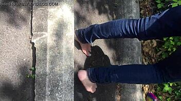 Elizabeth's Dirty Feet Fetish