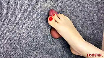 Craving to Jerk Off Small Dick with My Sexy Feet!