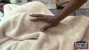 curvy ebony mamas lick pussy in angles