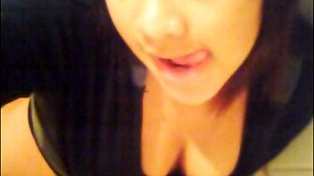 i'm ivon dancin sexy with my big ass