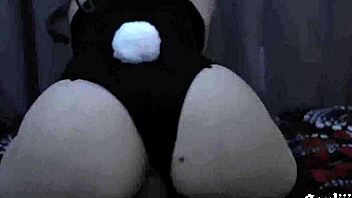 joyliii receives monster cock as the best gift, riding hard