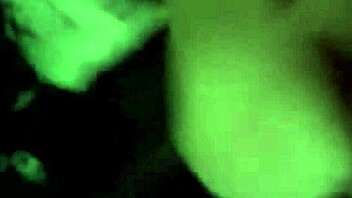 Amateur girl gets her pussy pounded after showing off her ass