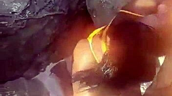 Bela Índia Drives Abricó Beach Wild with Insane Bukkake Action