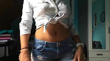 beauty performs sexy striptease undressing