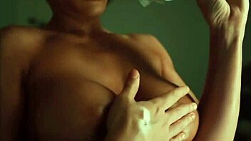 Man, check this perfect body with oiled tits on webcam!