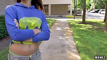 Does izy bella blu love her thongs for wanking?