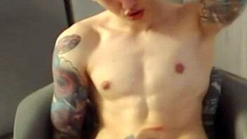 Hot Twinks Jerks Off For Chatroubate Alexterner