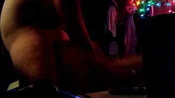 Couple fucks skinny ass homemade on phone