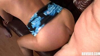 Mature german whore fucked hard in threesome!