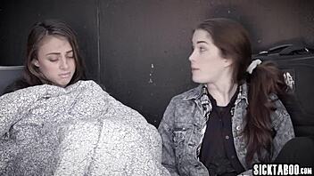 Best friends enjoy pussy licking after kissing