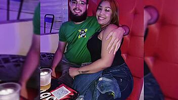 Kokotam moža z velikim kurcem najboljšega prijatelja ko ga ni