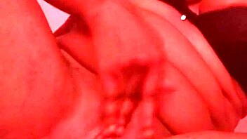 Queensandy's webcam masturbation with toys and squirting orgasm