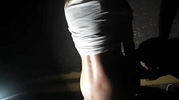 Fucking pregnant chick on road trying not to get caught