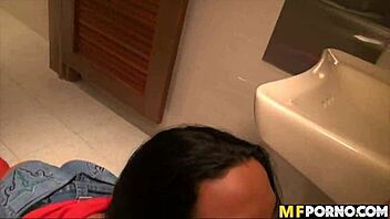 oh wow, gorgeous latina luna star is horny!