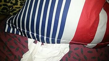 bbw uses tongue and slap in blowjob action