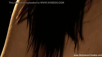 Erotic dancer brunette hottie feels differently