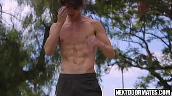 Kuumat gay-jätkät naidaan treenin jälkeen 😜