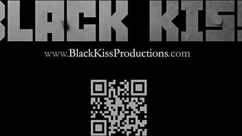 S02E19 Anal And Dirty Talk In Lisbon