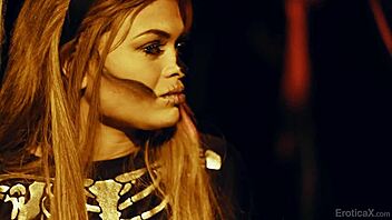 Sexy zombie halloween surprise