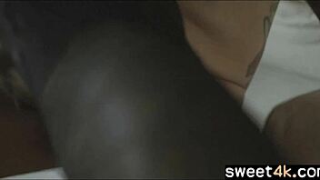 نيك عائلة الأقارب