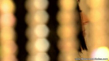 indian dancer exposes all in softcore