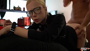 Hot girl gets gagged in passionate doggystyle sex with deepthroat.