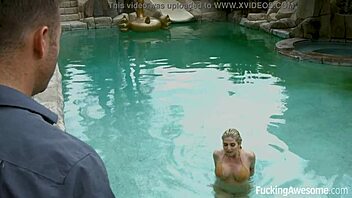 Christie Stevens bangs her neighbor with wild energy