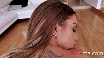 yoga helps step mom stretch - brooklyn chase