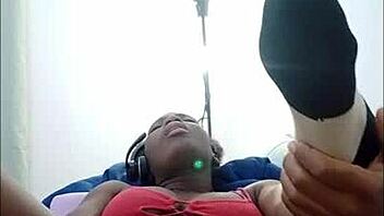 i see very freaky girl shake big ass booty dildo.