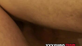 Hung Twinks Breeding with Uncut Dicks in Shower 😈