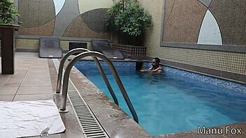 não aguentei o tesão e dei o cuzinho e a bucetinha pro diretor antes da gravação sem camisinha - casal badarox manu fox e rubens badaró vídeo completo no red 💋