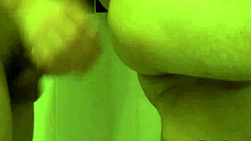 Hung Twinks Breeding with Uncut Dicks in Shower 😈