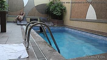 não aguentei o tesão e dei o cuzinho e a bucetinha pro diretor antes da gravação sem camisinha - casal badarox manu fox e rubens badaró vídeo completo no red 💋