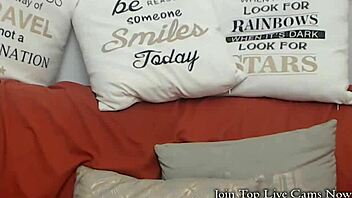 Emotional live cam session with dildo oral sex and anal assfucking