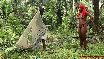 Threesome Fuck With Horny 20Years Ebony Girl In The Bush!