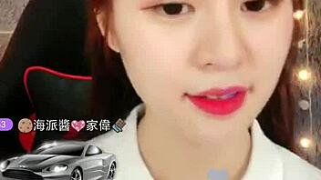 Korean beauty livestreams in white dress on uplive