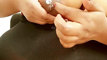 mumbai indian girl in city