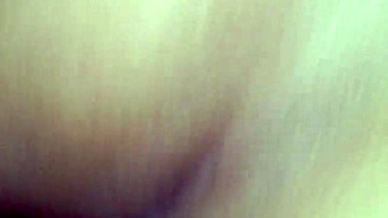 damn! giving my pussy to that hungry stud!