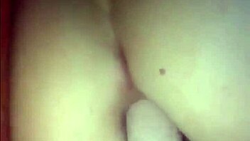 I am amateur teen playing dildo