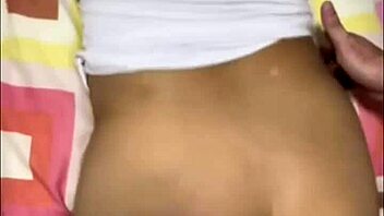 Mannes venn fant falne klær og begynte å ta på meg