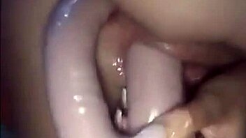 I am amateur teen playing dildo