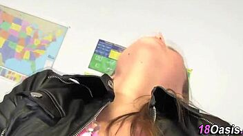 Natural teen 18+ enjoys detailed licking fingering and cunilingus on pussy.