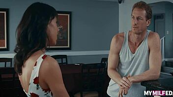 Lexi Foxy rides in doggystyle cumshot