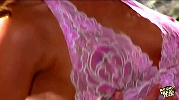 The sun has made this blonde couple horny for outdoor anal