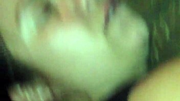 عايز تشوف مكسيكيين شهوانيين منحنيين على طيزهم؟