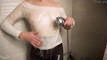 Hot milf showers in tight pantyhose for sneaky eyes
